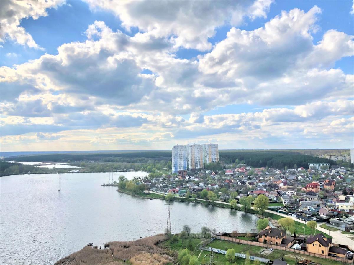 Vip Апартаменти З Видом На Озеро Kiev Exteriör bild