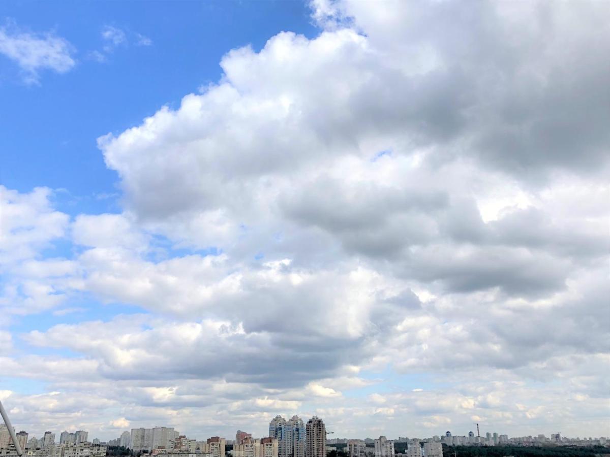 Vip Апартаменти З Видом На Озеро Kiev Exteriör bild